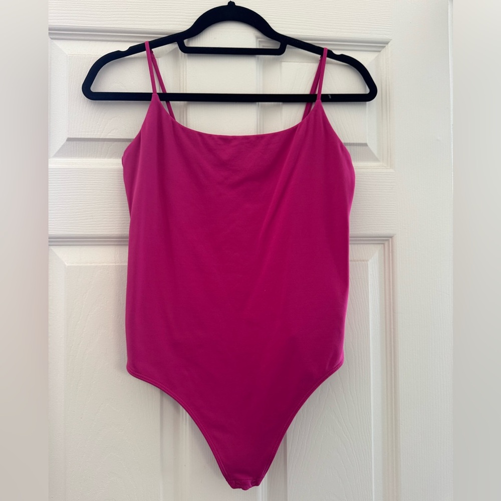 Babaton Aritzia Original Cami Spaghetti Strap Bodysuit Pink